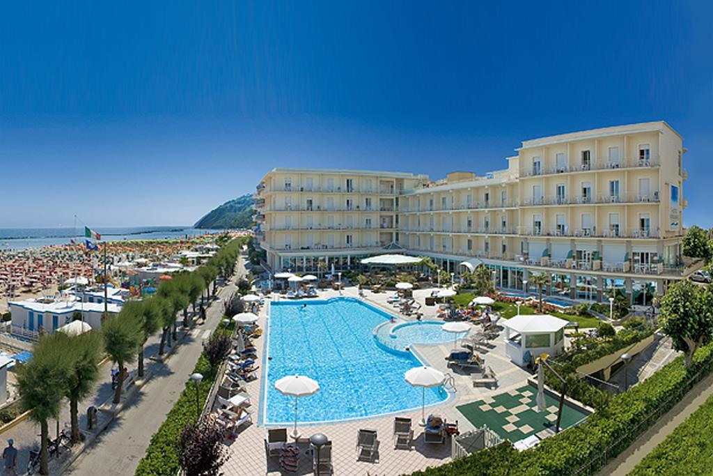 Hotel Miramare Gabicce Mare Kültér fotó